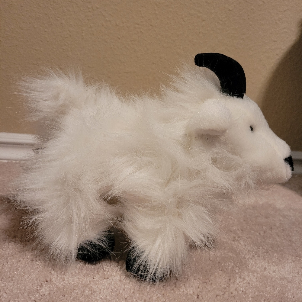 Webkinz Mountain Goat Stuffed Animal Plush Toy